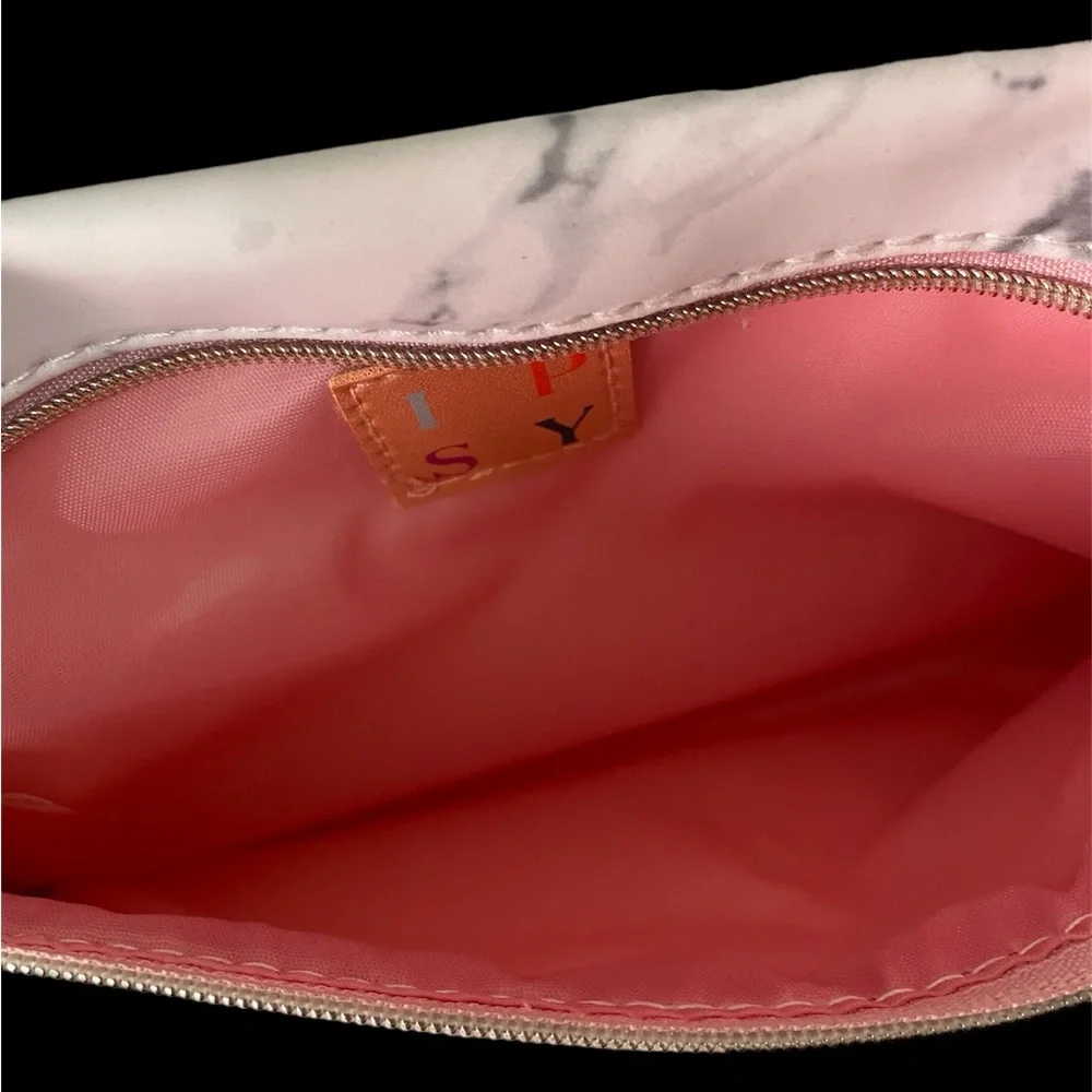 Ipsy Cosmetic Case 7.5